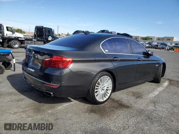 2014 BMW 5 Series 550i z VIN WBAKN9C54ED680942, wystawiony jako Copart lot #58371645 z przebiegiem 172 261 mil mil oraz Czysty tytuł • Clean title. Historia ofert i sprzedaży dostępna na DreamBid. Obrazek 3.