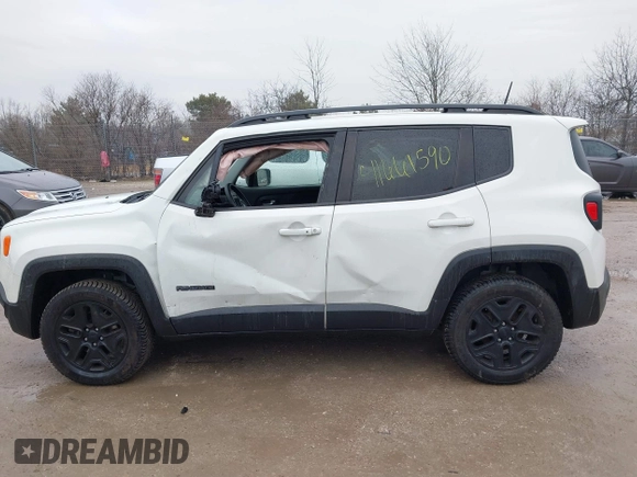 2018 Jeep Renegade Sport with VIN ZACCJBAB7JPH59147, listed as a IAAI auction lot 41661590 with 70,390 mi miles. Bid and sale history available at carsss.com. Image 14.