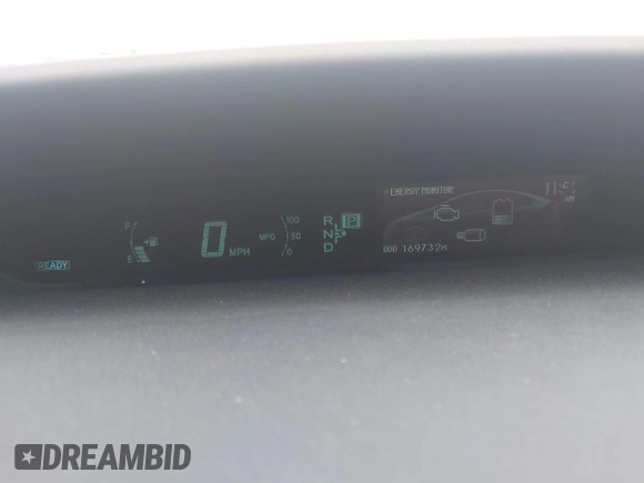 2013 Toyota Prius One z VIN JTDKN3DU4D5677392, wystawiony jako IAAI lot #42050842 z przebiegiem 169 732 mil mil oraz . Historia ofert i sprzedaży dostępna na DreamBid. Obrazek 7.