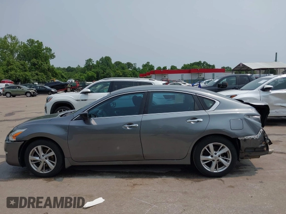 2015 Nissan Altima S z VIN 1N4AL3AP7FC217910, wystawiony jako IAAI lot #42394703 z przebiegiem 100 411 mil mil oraz . Historia ofert i sprzedaży dostępna na DreamBid. Obrazek 14.