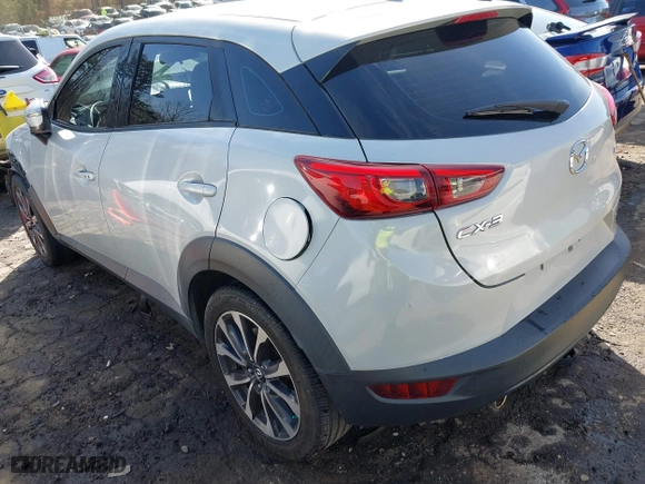 2019 Mazda CX-3 Touring with VIN JM1DKDC70K1406403, listed as a IAAI auction lot 41719684 with 119,602 mi miles. Bid and sale history available at carsss.com. Image 3.