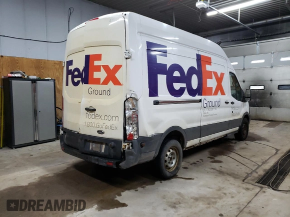 2017 Ford Transit with VIN 1FTYR2XMXHKA69906, listed as a Copart auction lot 85126754 with 261,708 mi miles and Salvage title. Bid and sale history available at DreamBid. Image 3.