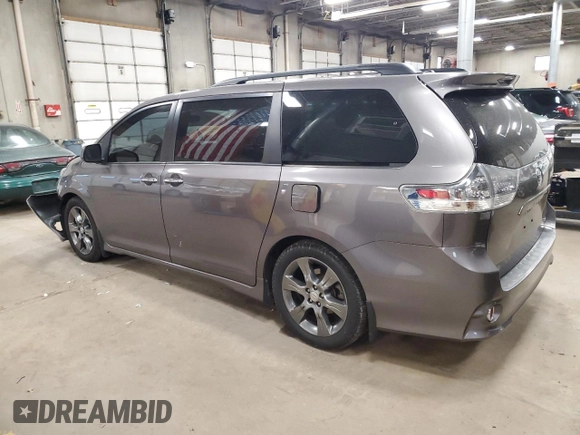 2016 Toyota Sienna SE with VIN 5TDXK3DC2GS750120, listed as a Copart auction lot 47225375 with 103,203 mi miles and Salvage title. Bid and sale history available at DreamBid. Image 2.