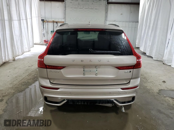 2025 Volvo XC60 Plus with VIN YV4M12RC7S1092936, listed as a Copart auction lot 54005855 with 0 mi miles and Clean Title. Bid and sale history available at carsss.com. Image 6.