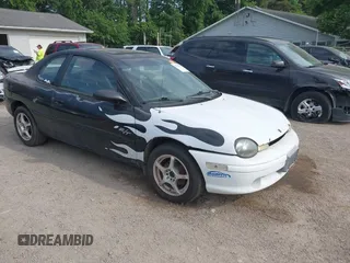 1999 Dodge Neon z VIN 1B3ES42Y6XD103521, wystawiony jako IAAI lot #42392230 z przebiegiem 199 366 mil mil oraz . Historia ofert i sprzedaży dostępna na DreamBid. Obrazek 1.