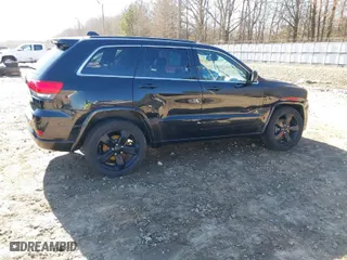 2015 Jeep Grand Cherokee Altitude with VIN 1C4RJFAG1FC628336, listed as a IAAI auction lot 41654598 with 187,359 mi miles. Bid and sale history available at carsss.com. Image 6.