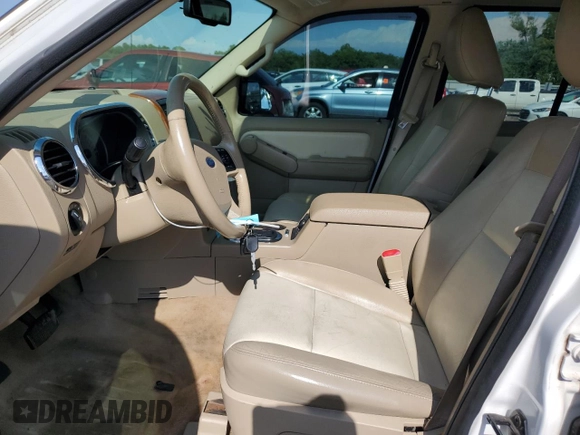 2010 Ford Explorer Eddie Bauer z VIN 1FMEU6EE3AUA72804, wystawiony jako Copart lot #61205555 z przebiegiem 177 801 mil mil oraz Szkoda całkowita • Salvage title. Historia ofert i sprzedaży dostępna na DreamBid. Obrazek 7.
