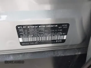 2023 Mitsubishi Outlander SE z VIN JA4J4UA84PZ056012, wystawiony jako IAAI lot #41858225 z przebiegiem 46 808 mil mil oraz . Historia ofert i sprzedaży dostępna na DreamBid. Obrazek 9.