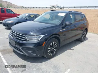 2022 Volkswagen Tiguan S z VIN 3VV1B7AX5NM056766, wystawiony jako IAAI lot #42024519 z przebiegiem 97 548 mil mil oraz . Historia ofert i sprzedaży dostępna na DreamBid. Obrazek 17.