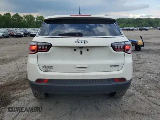 2020 Jeep Compass Latitude с VIN 3C4NJDBB6LT197210, выставлен на аукционе Copart как лот 57885465 с пробегом 55 544 миль миль и Списание • Salvage title. История ставок и продаж доступна на DreamBid. Изображение 6.