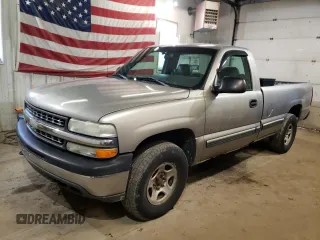 2001 Chevrolet Silverado 1500 with VIN 1GCEK14V41E242872, listed as a Copart auction lot 48852045 with 223,126 mi miles and Clean Title. Bid and sale history available at carsss.com. Image 1.