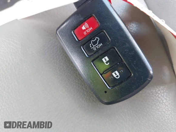 2016 Toyota RAV4 Limited с VIN JTMDFREV0GJ067632, выставлен на аукционе IAAI как лот 42457566 с пробегом 86 485 миль миль и . История ставок и продаж доступна на DreamBid. Изображение 11.