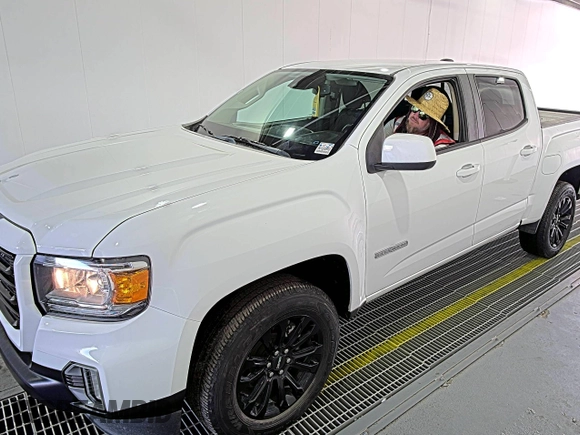 2021 GMC Canyon 2WD Elevation z VIN 1GTG5CEN5M1140499, wystawiony jako IAAI lot #42556124 z przebiegiem 41 450 mil mil oraz . Historia ofert i sprzedaży dostępna na DreamBid. Obrazek 18.