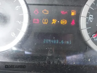 2011 Ford Escape Limited z VIN 1FMCU0E76BKC10905, wystawiony jako IAAI lot #39986244 z przebiegiem 204 483 mil mil oraz . Historia ofert i sprzedaży dostępna na DreamBid. Obrazek 7.