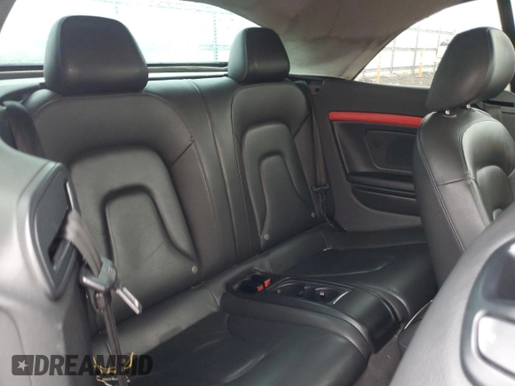 2011 Audi A5 Premium z VIN WAUCFAFH7BN017668, wystawiony jako Copart lot #81916624 z przebiegiem 105 669 mil mil oraz Szkoda całkowita • Salvage title. Historia ofert i sprzedaży dostępna na DreamBid. Obrazek 10.
