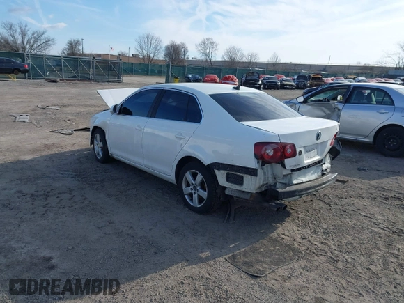 2008 Volkswagen Jetta SE with VIN 3VWRM71K38M023413, listed as a IAAI auction lot 41598150 with 155,922 mi miles and . Bid and sale history available at DreamBid. Image 3.