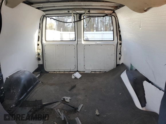 2004 Chevrolet Astro Cargo z VIN 1GCDM19X04B108883, wystawiony jako Copart lot #50061715 z przebiegiem Nie podano mil oraz Szkoda całkowita • Salvage title. Historia ofert i sprzedaży dostępna na DreamBid. Obrazek 10.