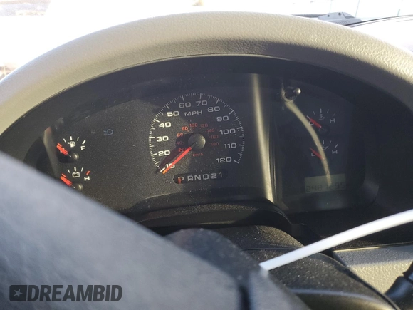 2007 Ford F-150 XL с VIN 1FTRF12W07KC47529, выставлен на аукционе Copart как лот 88709745 с пробегом 248 129 миль миль и Списание • Salvage title. История ставок и продаж доступна на DreamBid. Изображение 9.