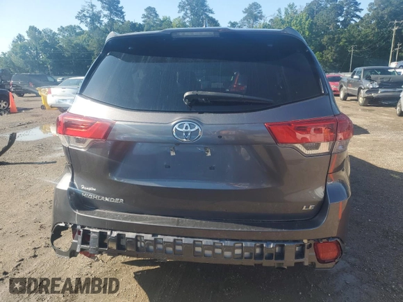 2018 Toyota Highlander LE with VIN 5TDZZRFH4JS250712, listed as a Copart auction lot 55106765 with 88,836 mi miles and Salvage title. Bid and sale history available at DreamBid. Image 6.