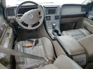 2005 Lincoln Aviator with VIN 5LMEU88H15ZJ27211, listed as a Copart auction lot 58019754 with 147,305 mi miles and Salvage title. Bid and sale history available at DreamBid. Image 8.