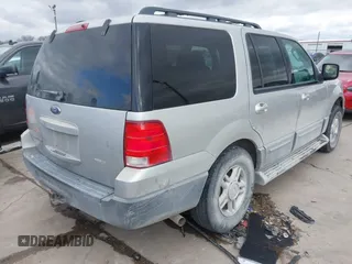 2006 Ford Expedition Special Service z VIN 1FMPU15526LA97931, wystawiony jako IAAI lot #41296168 z przebiegiem 160 669 mil mil oraz . Historia ofert i sprzedaży dostępna na DreamBid. Obrazek 4.