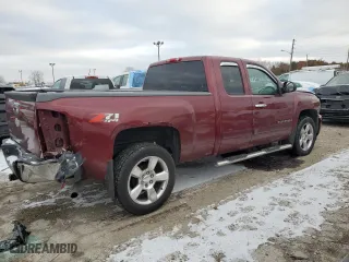 2008 Chevrolet Silverado 1500 Work Truck with VIN 1GCEK19048Z128645, listed as a Copart auction lot 83230254 with 205,319 mi miles and Salvage Title. Bid and sale history available at carsss.com. Image 3.