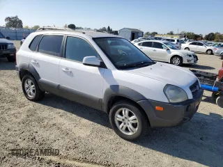 2007 Hyundai Tucson SE with VIN KM8JN72D67U575216, listed as a Copart auction lot 79972904 with 74,858 mi miles and Clean Title. Bid and sale history available at carsss.com. Image 4.