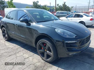 2018 Porsche Macan GTS z VIN WP1AG2A53JLB61723, wystawiony jako IAAI lot #42216769 z przebiegiem 90 234 mil mil oraz . Historia ofert i sprzedaży dostępna na DreamBid. Obrazek 1.