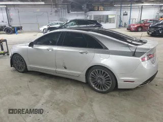 2013 Lincoln MKZ z VIN 3LN6L2GK8DR803824, wystawiony jako Copart lot #58899065 z przebiegiem 136 762 mil mil oraz Tytuł czysty. Historia ofert i sprzedaży dostępna na DreamBid. Obrazek 2.