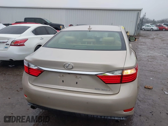 2013 Lexus ES 250 с VIN JTHBK1GG8D2022588, выставлен на аукционе IAAI как лот 41449426 с пробегом 62 232 миль миль и . История ставок и продаж доступна на DreamBid. Изображение 16.