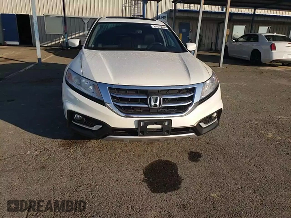 2015 Honda Crosstour EX-L with VIN 5J6TF3H54FL002302, listed as a Copart auction lot 84015844 with 69,517 mi miles and Salvage Title. Bid and sale history available at carsss.com. Image 11.