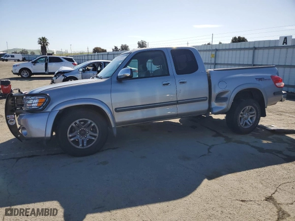 2004 Toyota Tundra SR5 with VIN 5TBRT34114S449962, listed as a Copart auction lot 49270575 with 117,286 mi miles and Salvage Title. Bid and sale history available at carsss.com. Image 1.