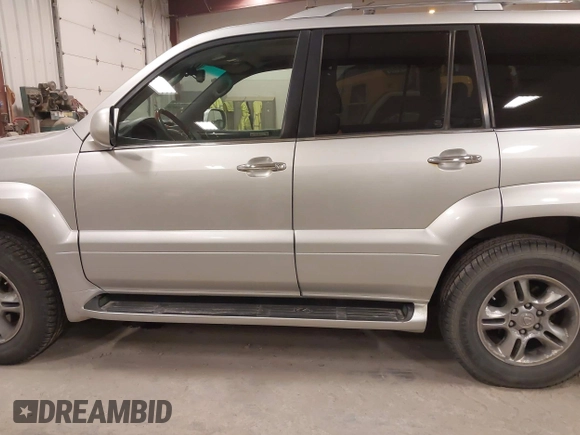 2008 Lexus GX 470 with VIN JTJBT20X480157631, listed as a IAAI auction lot 41965864 with 238,660 mi miles. Bid and sale history available at carsss.com. Image 14.