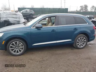 2018 Audi Q7 Premium Plus z VIN WA1LAAF77JD026085, wystawiony jako IAAI lot #41683329 z przebiegiem 91 404 mil mil oraz . Historia ofert i sprzedaży dostępna na DreamBid. Obrazek 14.