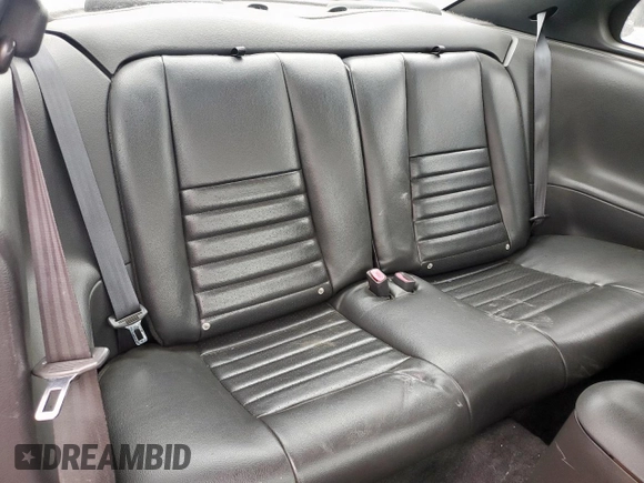 2004 Ford Mustang GT Deluxe z VIN 1FAFP42X74F232580, wystawiony jako Copart lot #55434075 z przebiegiem 83 948 mil mil oraz Szkoda całkowita • Salvage title. Historia ofert i sprzedaży dostępna na DreamBid. Obrazek 10.