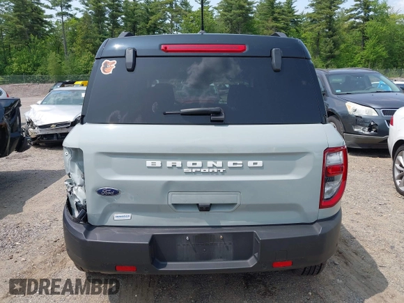 2023 Ford Bronco Sport Outer Banks z VIN 3FMCR9C64PRD05448, wystawiony jako IAAI lot #42375732 z przebiegiem 53 538 mil mil oraz . Historia ofert i sprzedaży dostępna na DreamBid. Obrazek 17.