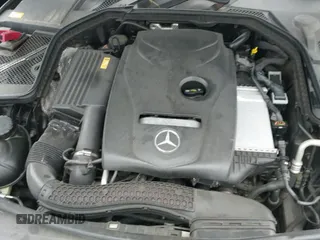 2016 Mercedes-Benz C 300 z VIN WDDWF4JB0GR143624, wystawiony jako IAAI lot #43085207 z przebiegiem Nie podano mil oraz . Historia ofert i sprzedaży dostępna na DreamBid. Obrazek 18.
