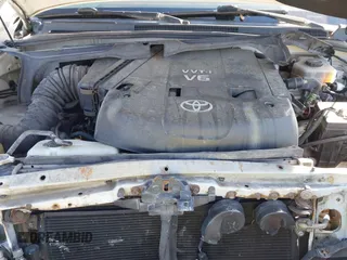 2004 Toyota 4Runner SR5 with VIN JTEBU14R840046611, listed as a IAAI auction lot 41630252 with 262,946 mi miles and . Bid and sale history available at DreamBid. Image 10.
