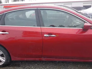 2013 Nissan Altima 2.5 SV with VIN 1N4AL3AP2DN416512, listed as a IAAI auction lot 41988790 with 91,067 mi miles. Bid and sale history available at carsss.com. Image 13.