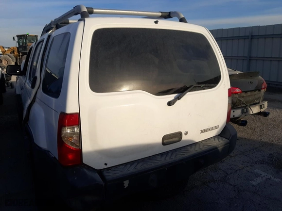 2001 Nissan Xterra XE with VIN 5N1ED28Y11C514452, listed as a Copart auction lot 86453934 with 207,391 mi miles and Non Repairable. Bid and sale history available at carsss.com. Image 6.