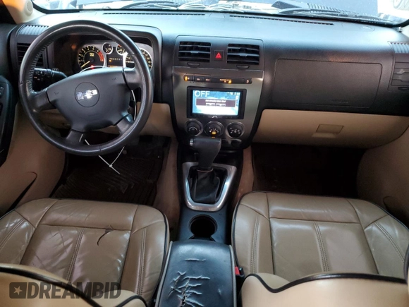 2008 Hummer H3 SUV with VIN 5GTEN13E688172138, listed as a Copart auction lot 82317664 with 124,834 mi miles and Salvage Title. Bid and sale history available at DreamBid. Image 8.