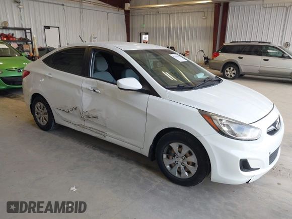 2016 Hyundai Accent SE z VIN KMHCT4AE4GU989554, wystawiony jako IAAI lot #42392926 z przebiegiem 114 759 mil mil oraz . Historia ofert i sprzedaży dostępna na DreamBid. Obrazek 1.
