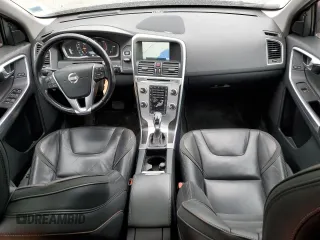 2015 Volvo XC60 z VIN YV449MDVXF2706018, wystawiony jako Copart lot #53347625 z przebiegiem 114 633 mil mil oraz Czysty tytuł • Clean title. Historia ofert i sprzedaży dostępna na DreamBid. Obrazek 8.