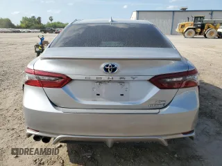 2022 Toyota Camry Hybrid XSE z VIN 4T1K31AK2NU571829, wystawiony jako Copart lot #52363675 z przebiegiem 52 918 mil mil oraz Szkoda całkowita • Salvage title. Historia ofert i sprzedaży dostępna na DreamBid. Obrazek 6.