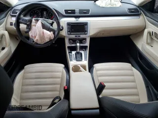 2012 Volkswagen CC Sport PZEV with VIN WVWMP7AN0CE533828, listed as a Copart auction lot 86079484 with 105,371 mi miles and Salvage Title. Bid and sale history available at carsss.com. Image 8.