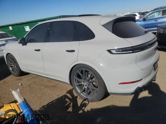 2024 Porsche Cayenne S with VIN WP1AL2AY1RDA34139, listed as a Copart auction lot 80035744 with 11,218 mi miles and Clean title. Bid and sale history available at DreamBid. Image 2.