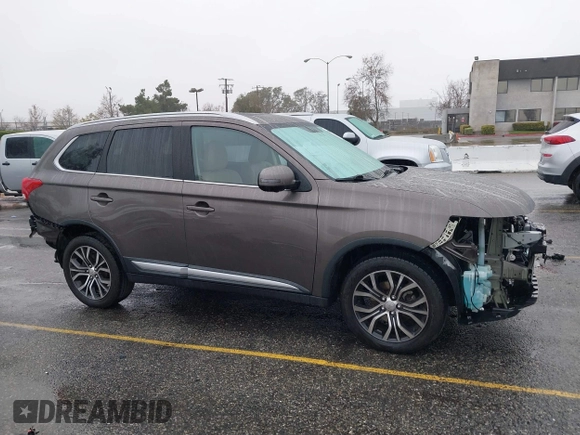 2018 Mitsubishi Outlander SE с VIN JA4AD3A3XJZ020282, выставлен на аукционе IAAI как лот 41516525 с пробегом 96 790 миль миль и . История ставок и продаж доступна на DreamBid. Изображение 14.