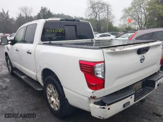 2017 Nissan Titan SV with VIN 1N6AA1E58HN536525, listed as a IAAI auction lot 41888005 with 75,933 mi miles. Bid and sale history available at carsss.com. Image 3.