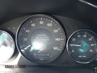 2006 Mercedes-Benz CLS 500 with VIN WDDDJ75X66A049015, listed as a IAAI auction lot 42240197 with 152,984 mi miles and . Bid and sale history available at DreamBid. Image 7.