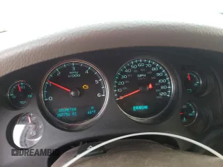 2009 Chevrolet Avalanche LTZ z VIN 3GNFK32049G275566, wystawiony jako Copart lot #48805985 z przebiegiem 107 752 mil mil oraz Czysty tytuł • Clean title. Historia ofert i sprzedaży dostępna na DreamBid. Obrazek 9.